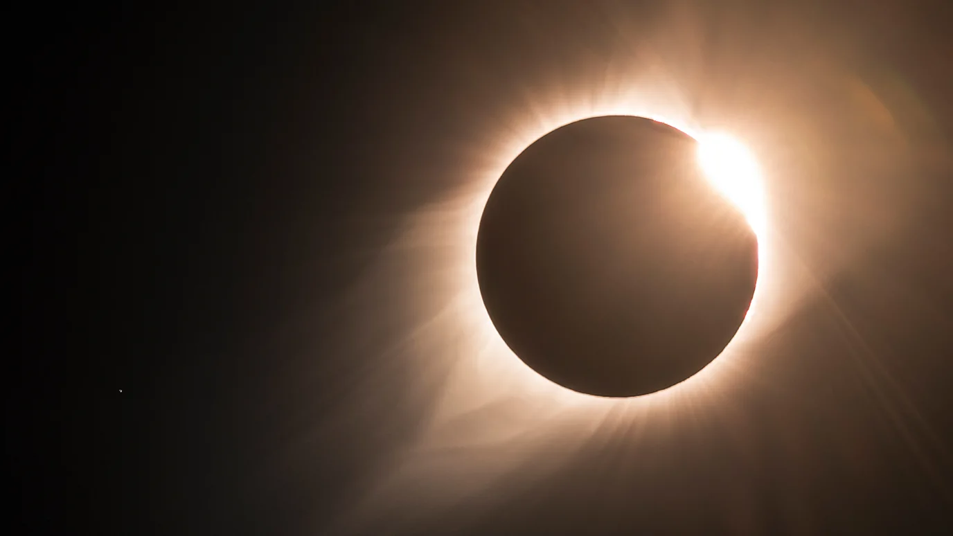 Read more about the article How the solar eclipse may affect the brain and bring people together